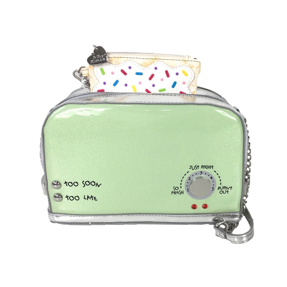 Betsey Johnson A Toast to You (mint)